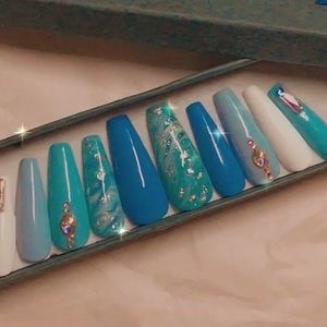 Blue marble press on nails 😍😍😍